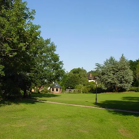 ベッド・アンド・ブレックファスト D'hotes 