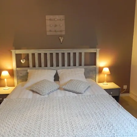 ベッド・アンド・ブレックファスト D'hotes 